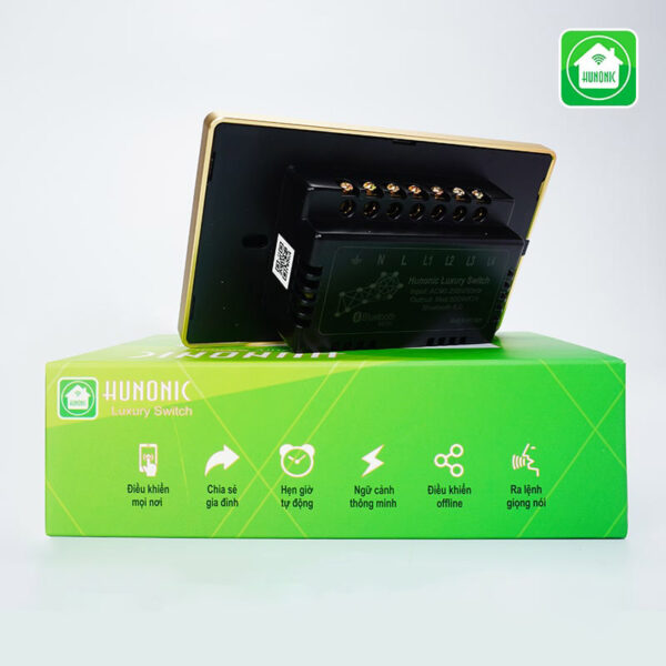 mat-sau-cong-tac-thong-minh-hunonic-luxury-4-nut-den-600x600